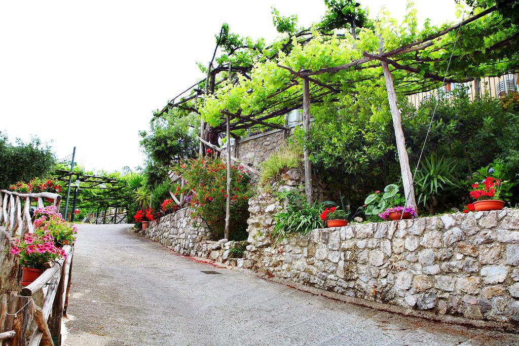 Il Raduno Villa Tramonti Bagian luar foto