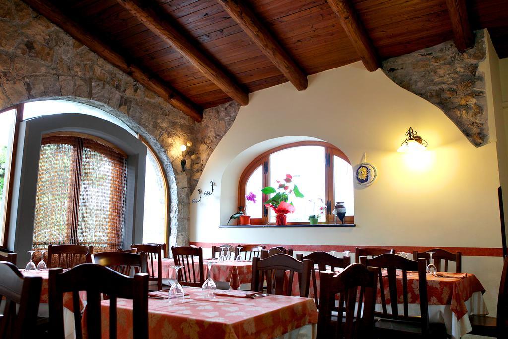 Il Raduno Villa Tramonti Bagian luar foto