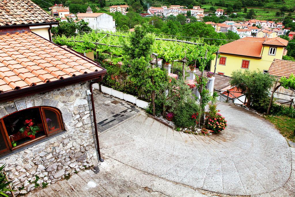 Il Raduno Villa Tramonti Bagian luar foto
