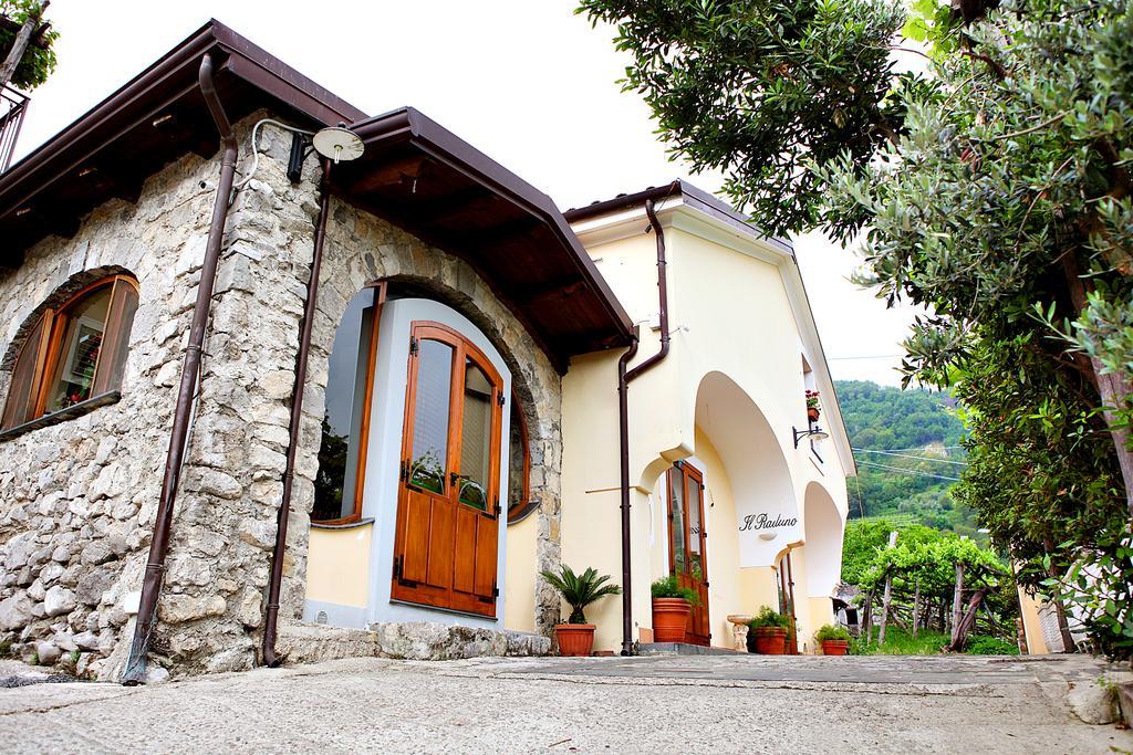 Il Raduno Villa Tramonti Bagian luar foto