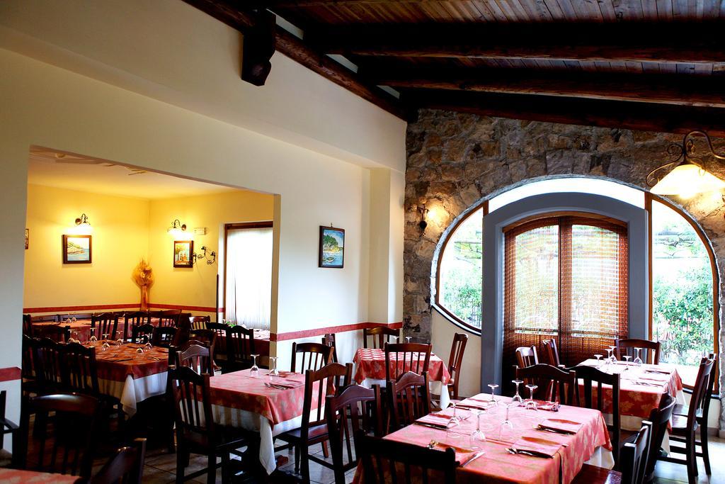 Il Raduno Villa Tramonti Bagian luar foto