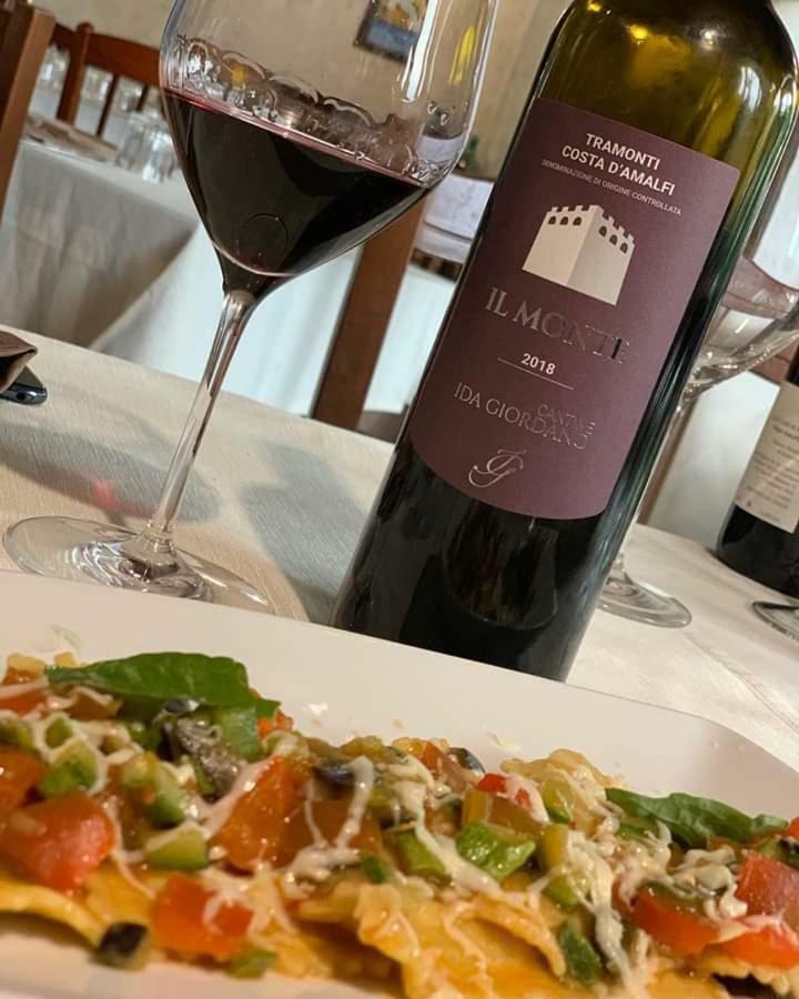 Il Raduno Villa Tramonti Bagian luar foto